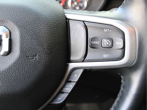 Certified 2022 RAM 1500 Big Horn AWD/4WD image 17
