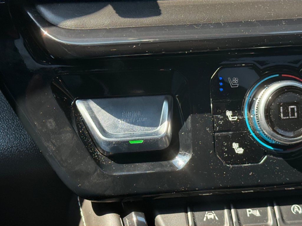 Used 2024 GMC Sierra 1500 AT4X AWD/4WD image 19