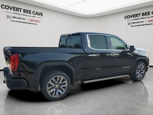 New 2026 GMC Sierra 1500 Denali w/ Denali Reserve Package image 10