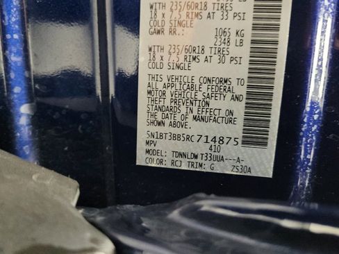 Used 2024 Nissan Rogue SV image 33