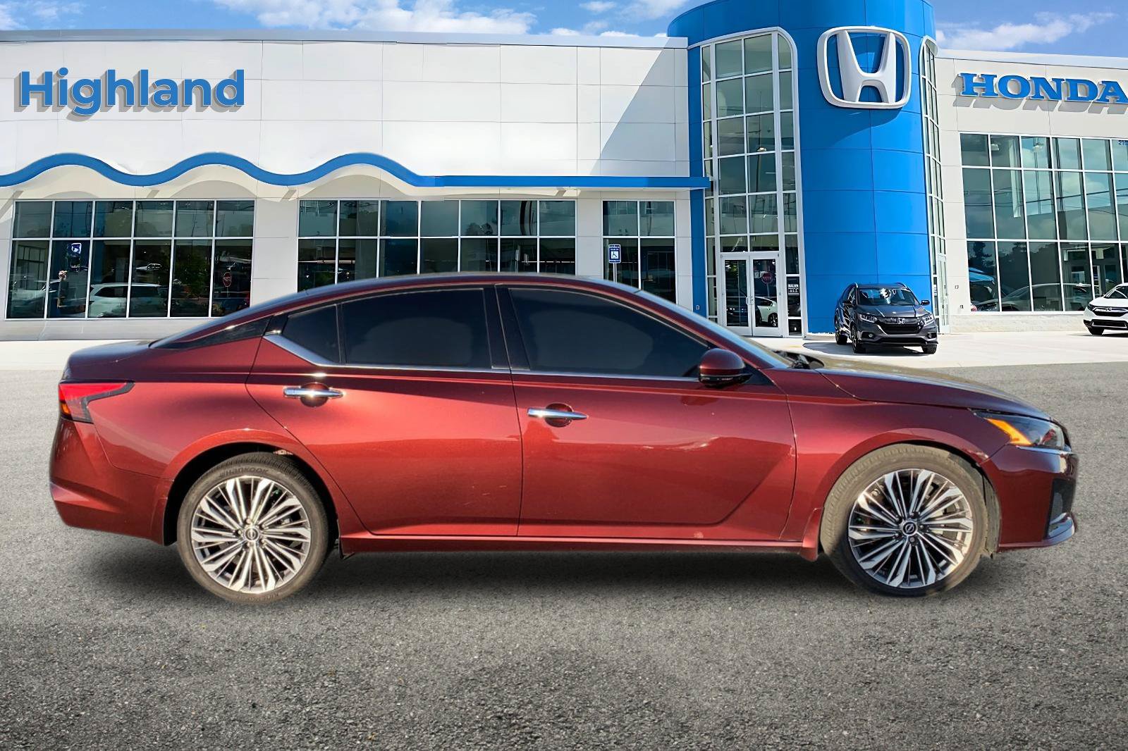 Used 2023 Nissan Altima 2.5 SL AWD/4WD image 6