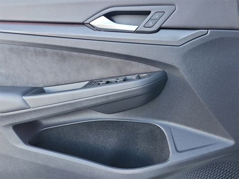 Used 2023 Volkswagen GTI Autobahn image 10