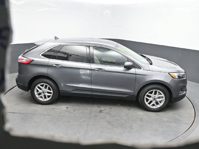 Used 2022 Ford Edge SEL AWD/4WD image 39
