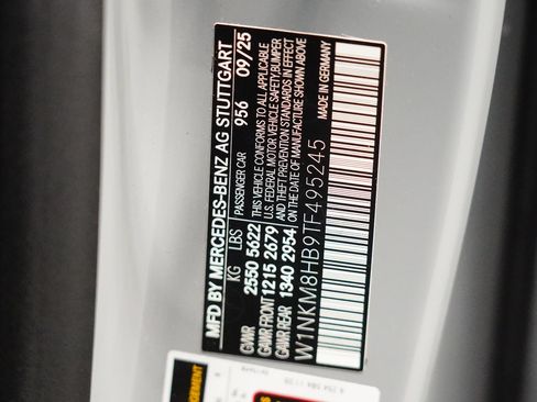 Certified 2026 Mercedes-Benz GLC 43 AMG 4MATIC image 33