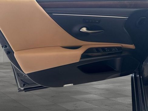 Certified 2025 Lexus ES 350 w/ Premium Package image 23