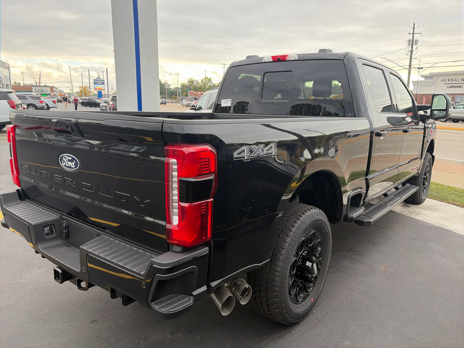 New 2027 Ford F250 Lariat w/ Black Appearance Package AWD/4WD image 13