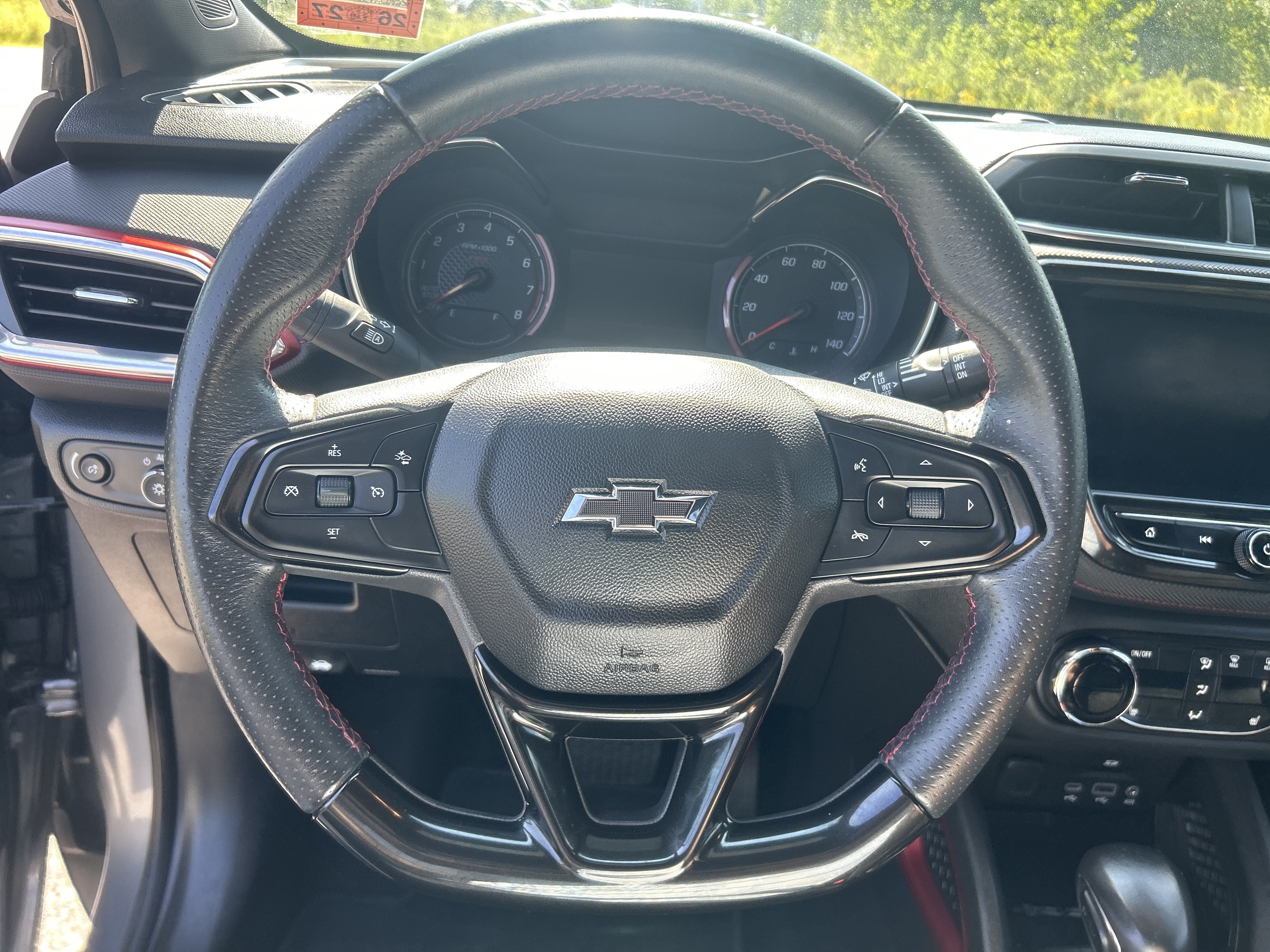 Used 2021 Chevrolet TrailBlazer RS w/ Technology Package AWD/4WD image 21