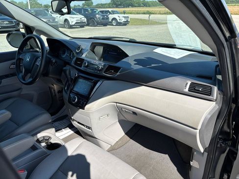 Used 2016 Honda Odyssey EX-L image 26