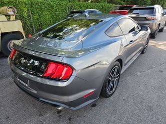 Used 2022 Ford Mustang Premium RWD image 2