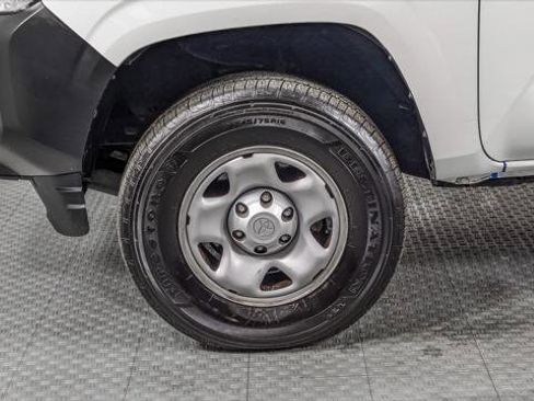 Used 2021 Toyota Tacoma SR image 29