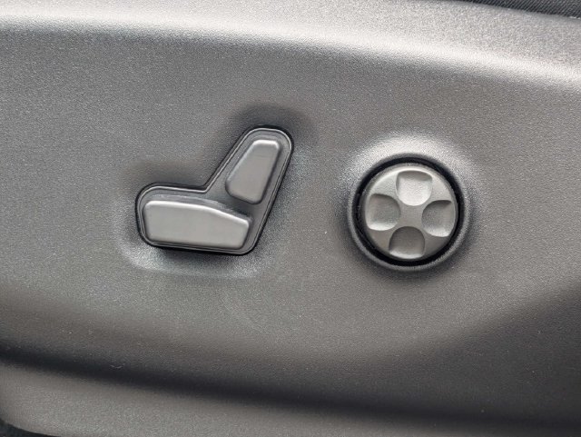 New 2027 Chrysler Pacifica Select FWD image 21