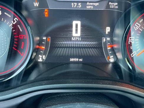 Used 2022 Dodge Challenger R/T w/ Blacktop Package image 22