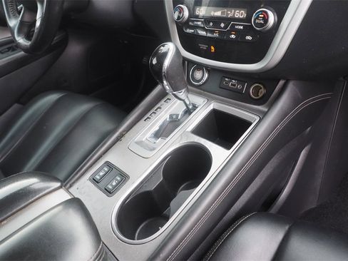 Used 2022 Nissan Murano SV image 28