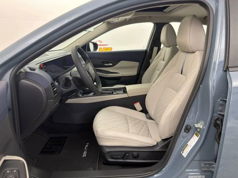 New 2026 Nissan Sentra SL w/ Floor Mat Package image 14