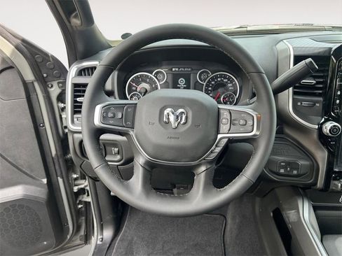 New 2026 RAM 2500 Big Horn AWD/4WD image 13