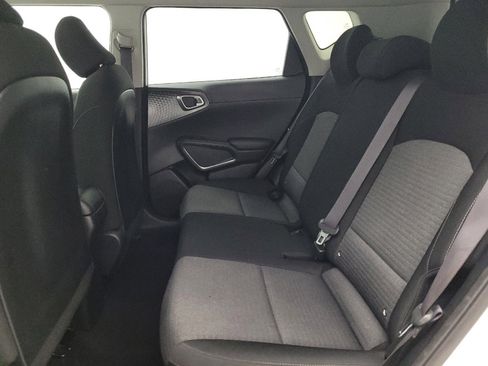 Used 2021 Kia Soul S FWD image 18