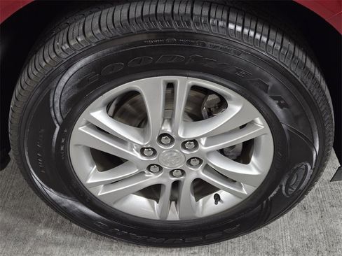 Used 2020 Buick Enclave Essence w/ Trailering Package, 5000 lbs. image 10