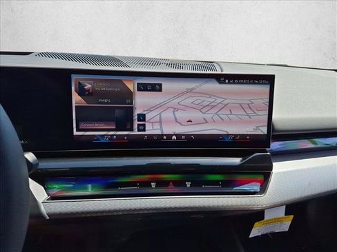 New 2027 BMW i5 eDrive40 w/ M Sport Package RWD image 11