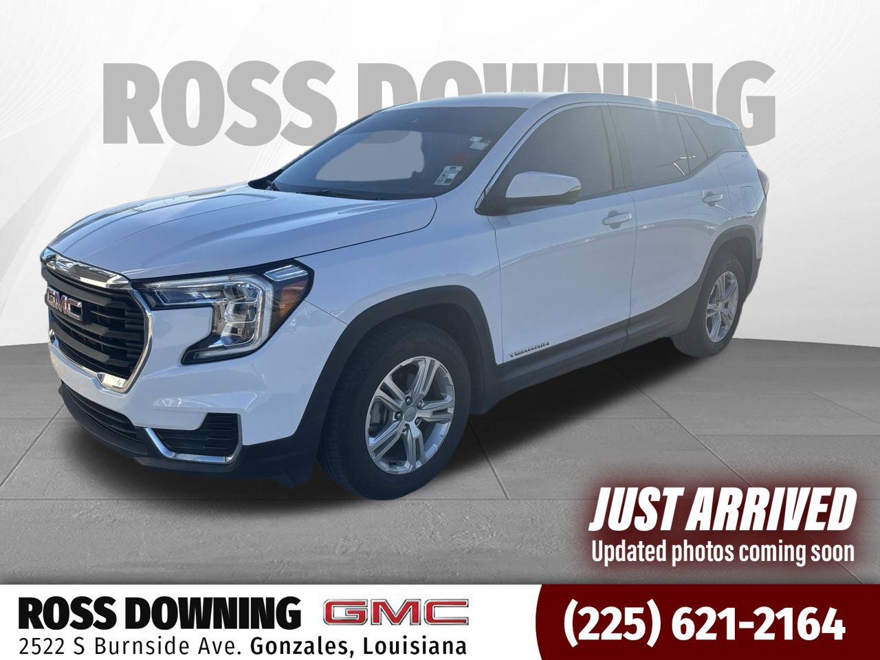 Used 2022 GMC Terrain SLE FWD image 1