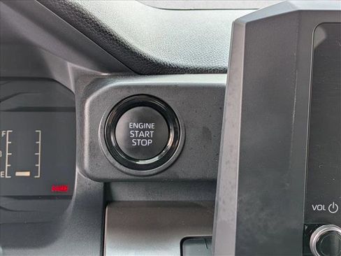 Used 2025 Toyota Tacoma SR5 RWD image 16