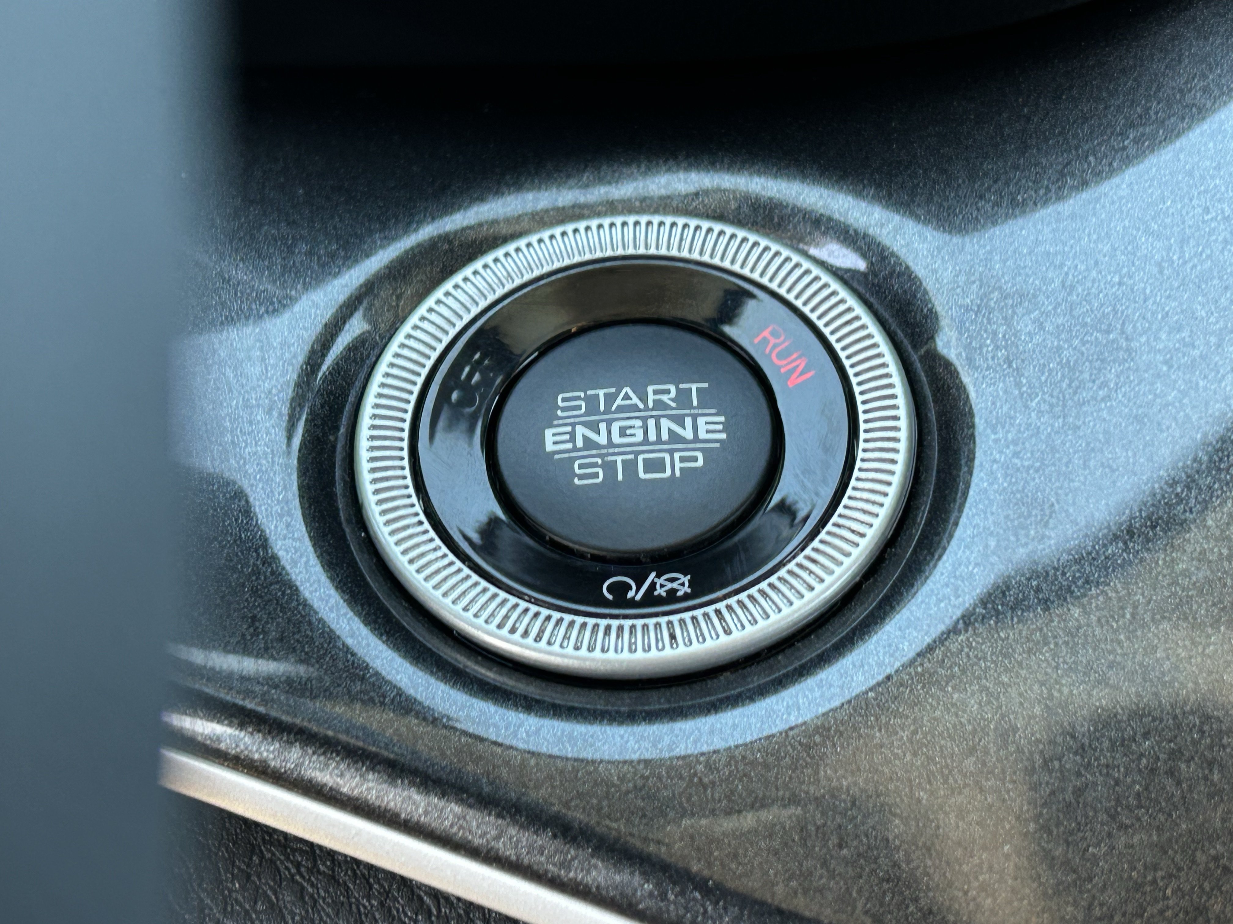 Used 2023 Jeep Grand Cherokee Laredo RWD image 25