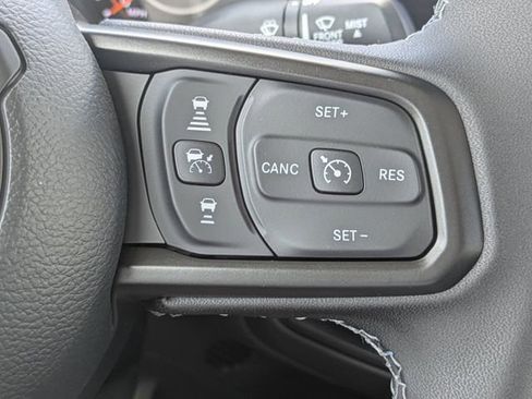 New 2025 Jeep Gladiator Sport image 23