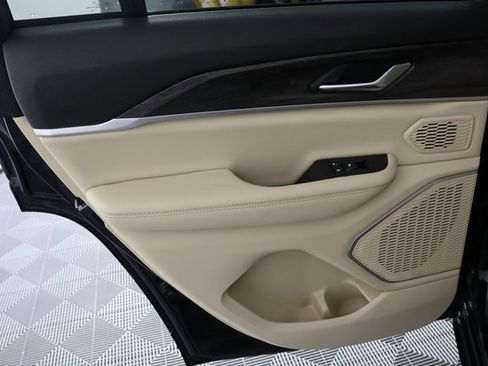 Used 2023 Jeep Grand Cherokee 4WD 4xe image 26