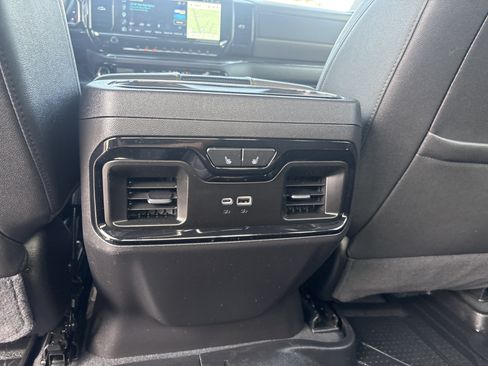 Used 2025 Chevrolet Silverado 1500 ZR2 w/ Technology Package AWD/4WD image 7