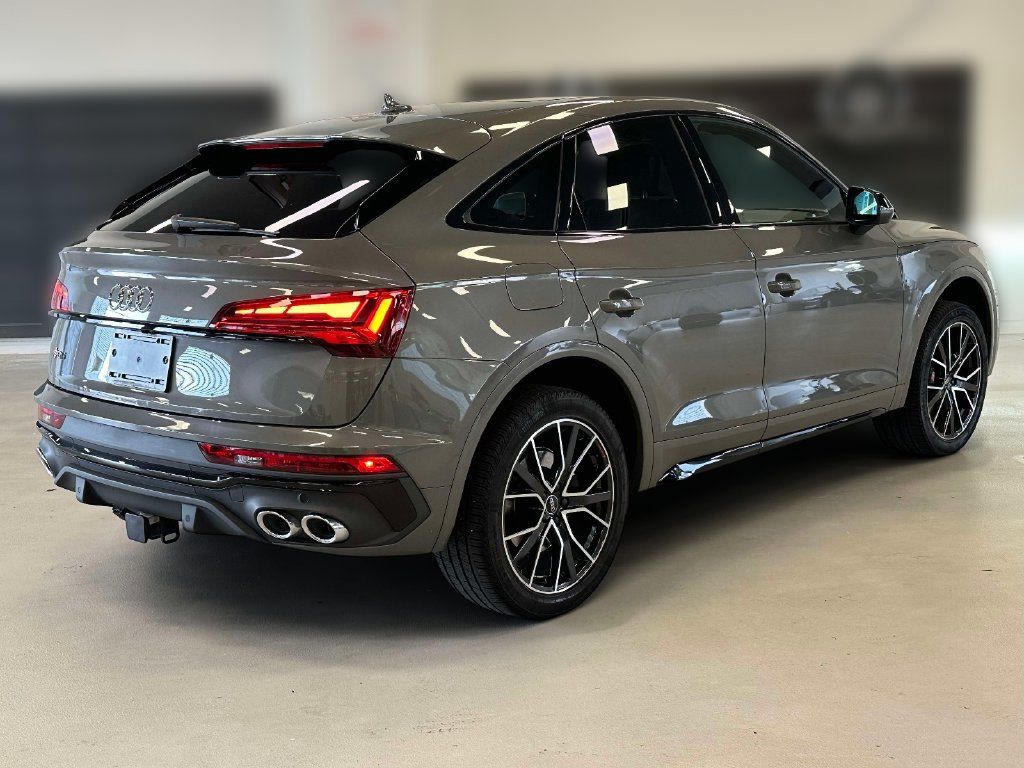 Used 2024 Audi SQ5 Premium Plus w/ Premium Plus Package AWD/4WD image 4