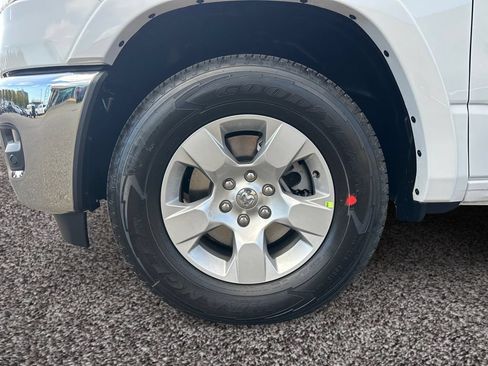 New 2026 RAM 1500 Big Horn AWD/4WD image 10