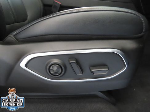 Used 2023 Jeep Wagoneer L Series III w/ Convenience Group I image 29