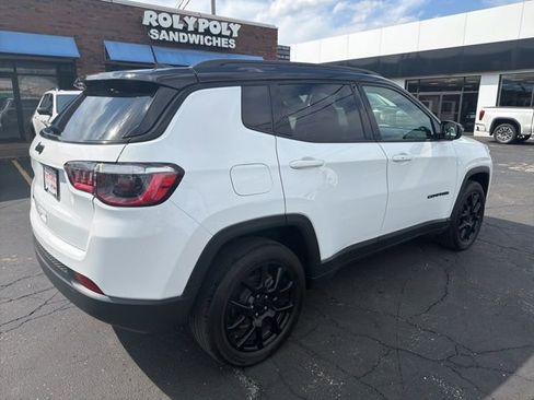 Used 2023 Jeep Compass Altitude image 6