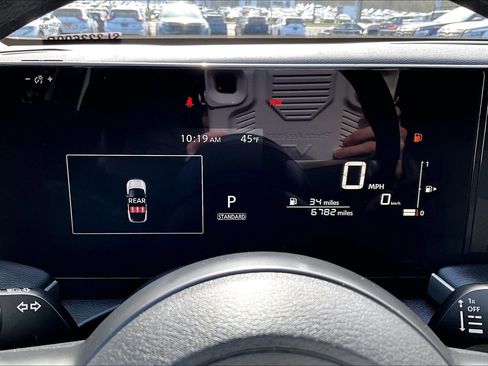 Used 2025 Nissan Kicks S image 12