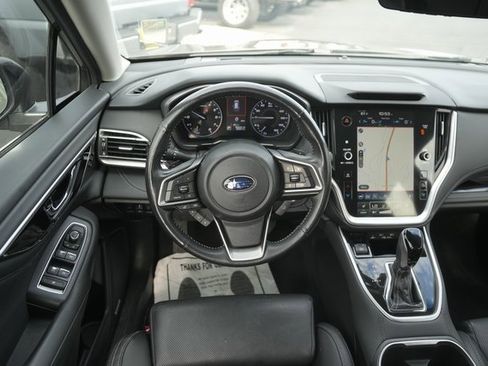 Used 2021 Subaru Outback Limited image 22