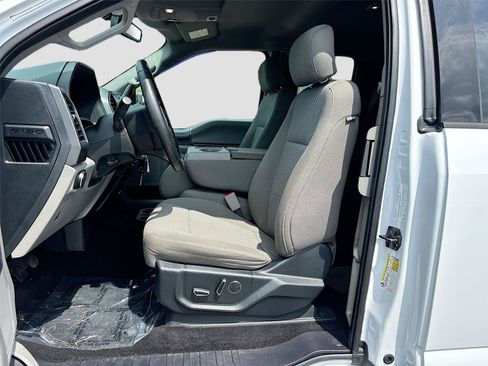 Used 2017 Ford F150 XLT w/ Equipment Group 302A Luxury AWD/4WD image 21