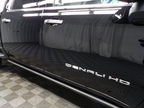 Used 2025 GMC Sierra 2500 Denali w/ Denali Reserve Package image 33