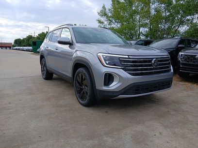 New 2026 Volkswagen Atlas SE