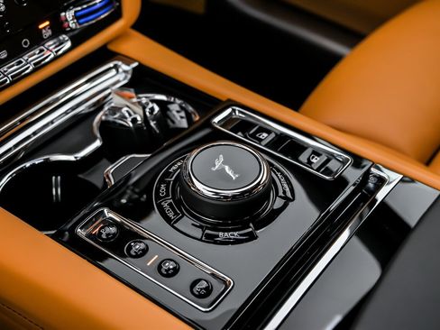 Used 2022 Rolls-Royce Ghost image 39