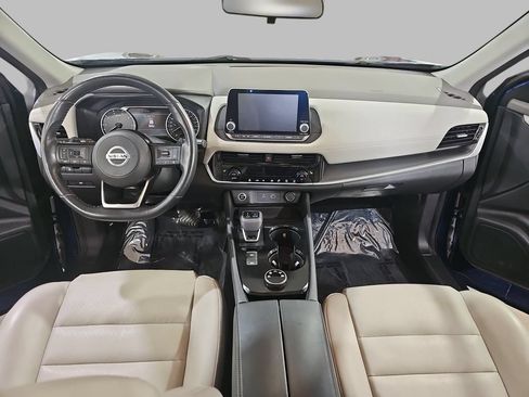 Used 2021 Nissan Rogue SV AWD/4WD image 11