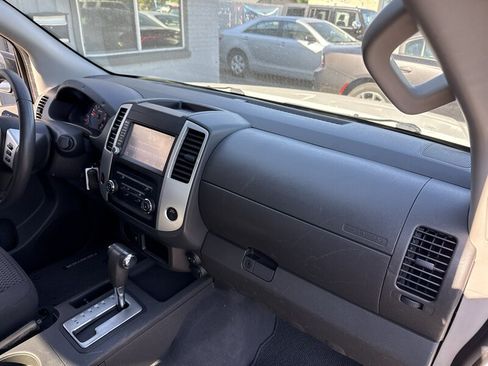 Used 2019 Nissan Frontier SV RWD image 26