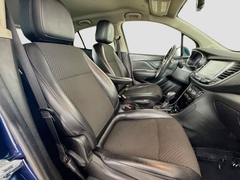 Used 2020 Buick Encore Preferred FWD image 28