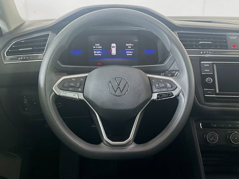 Used 2022 Volkswagen Tiguan S FWD image 17