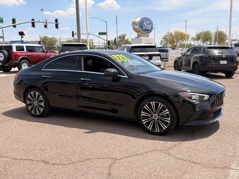 Used 2023 Mercedes-Benz CLA 250 4MATIC image 39