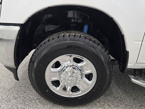 Used 2023 RAM 2500 Tradesman AWD/4WD image 32