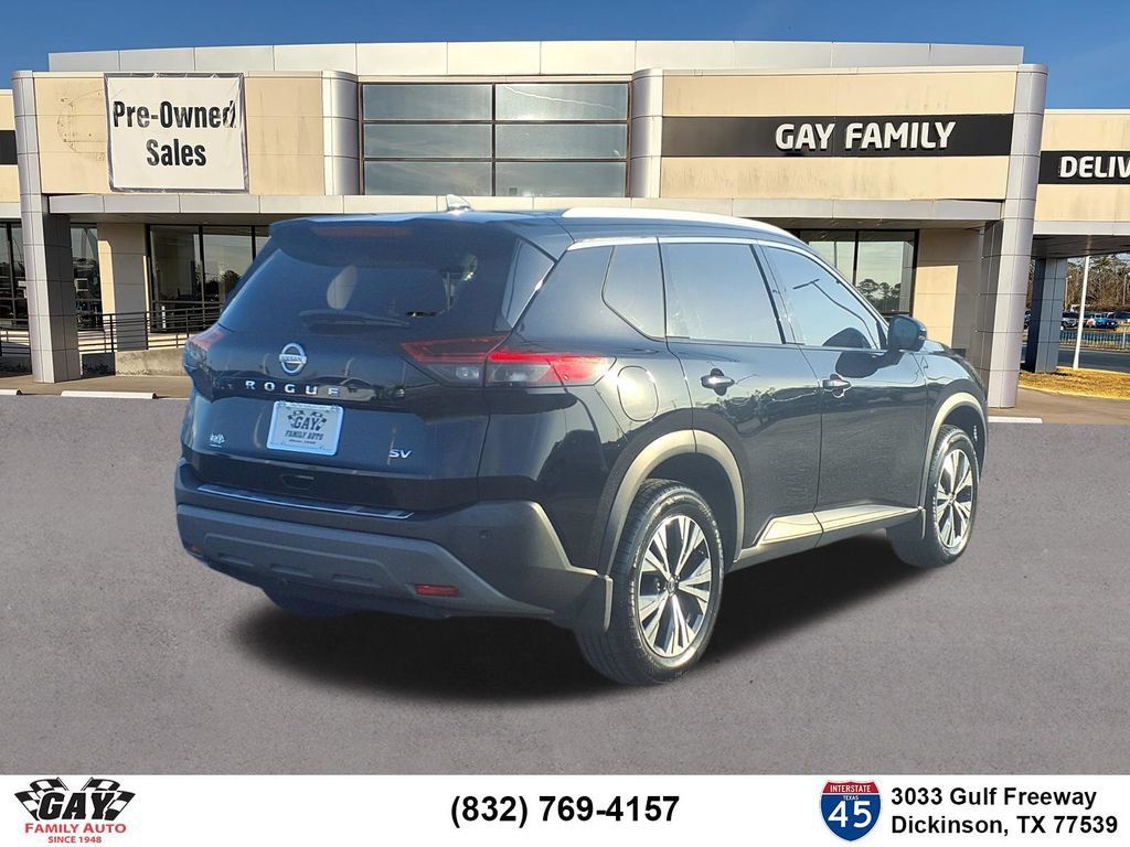 Used 2021 Nissan Rogue SV w/ Premium Package FWD image 2