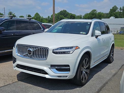 Used 2021 Volvo XC90 T6 Inscription w/ Protection Package AWD/4WD image 3