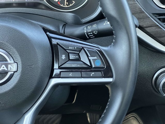 Used 2025 Nissan Altima 2.5 SV w/ SV Premium Package FWD image 25