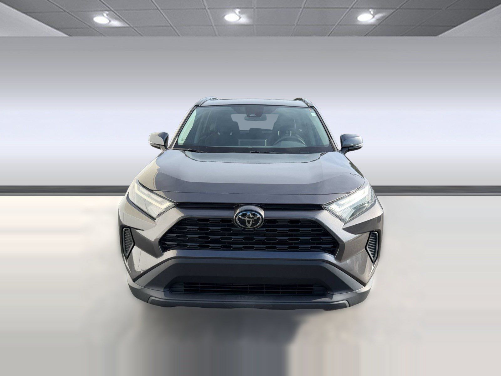Used 2023 Toyota RAV4 XLE w/ Convenience Package FWD image 6
