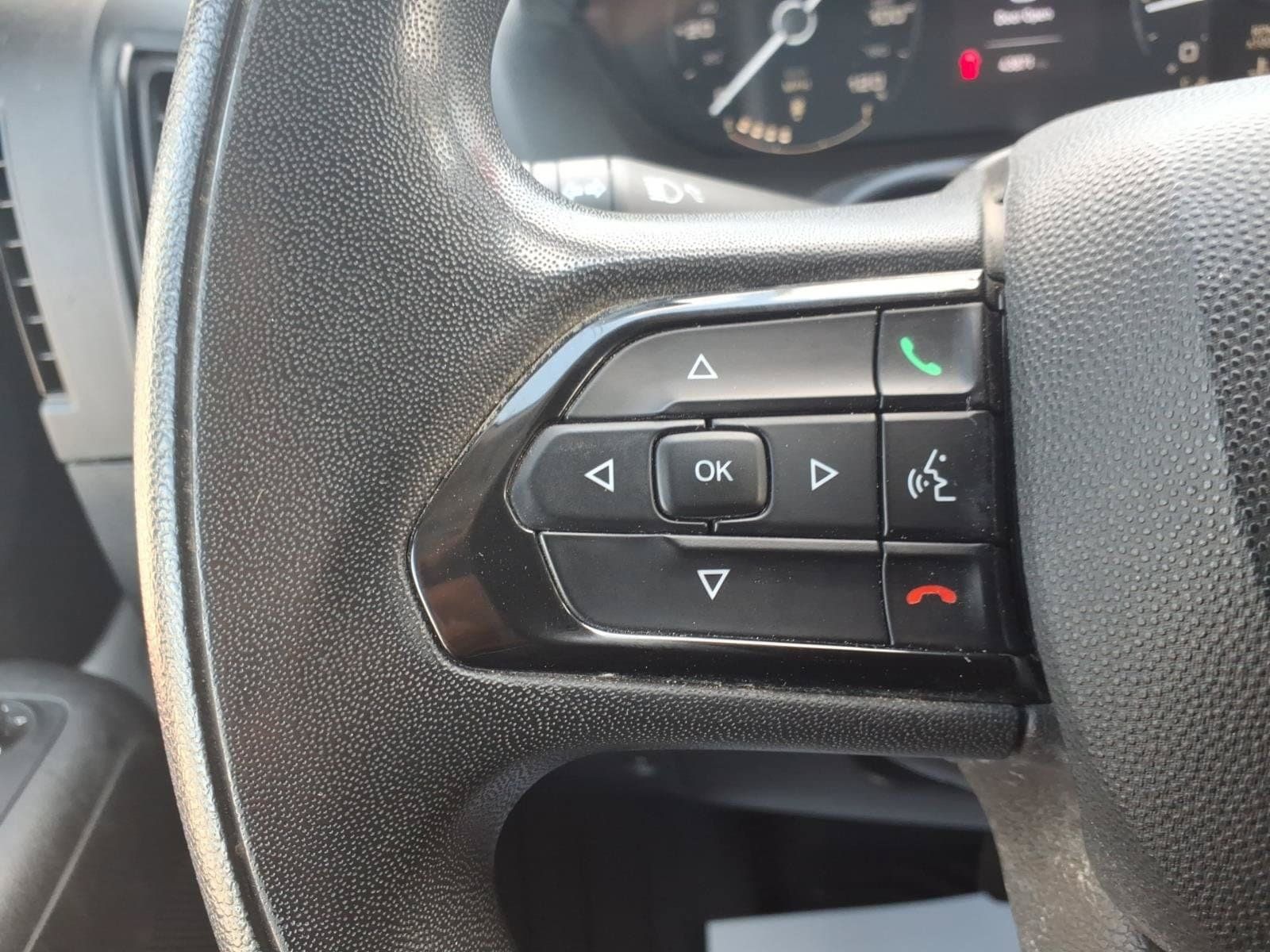 Used 2024 RAM ProMaster 2500 w/ Convenience Group FWD image 26