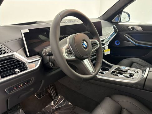 New 2026 BMW X7 xDrive40i w/ Executive Package AWD/4WD image 4